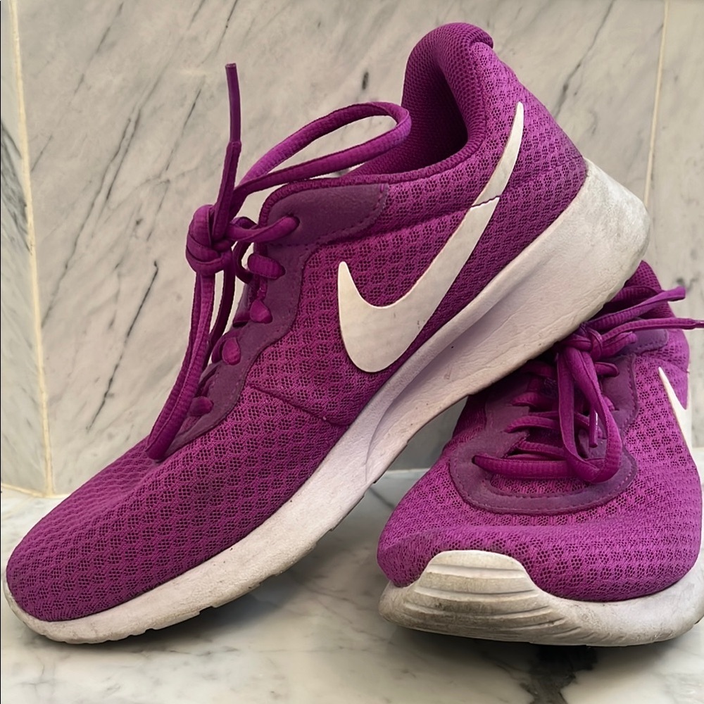 Nike Purple and White Athletic Shoes Lightweight Mesh Design